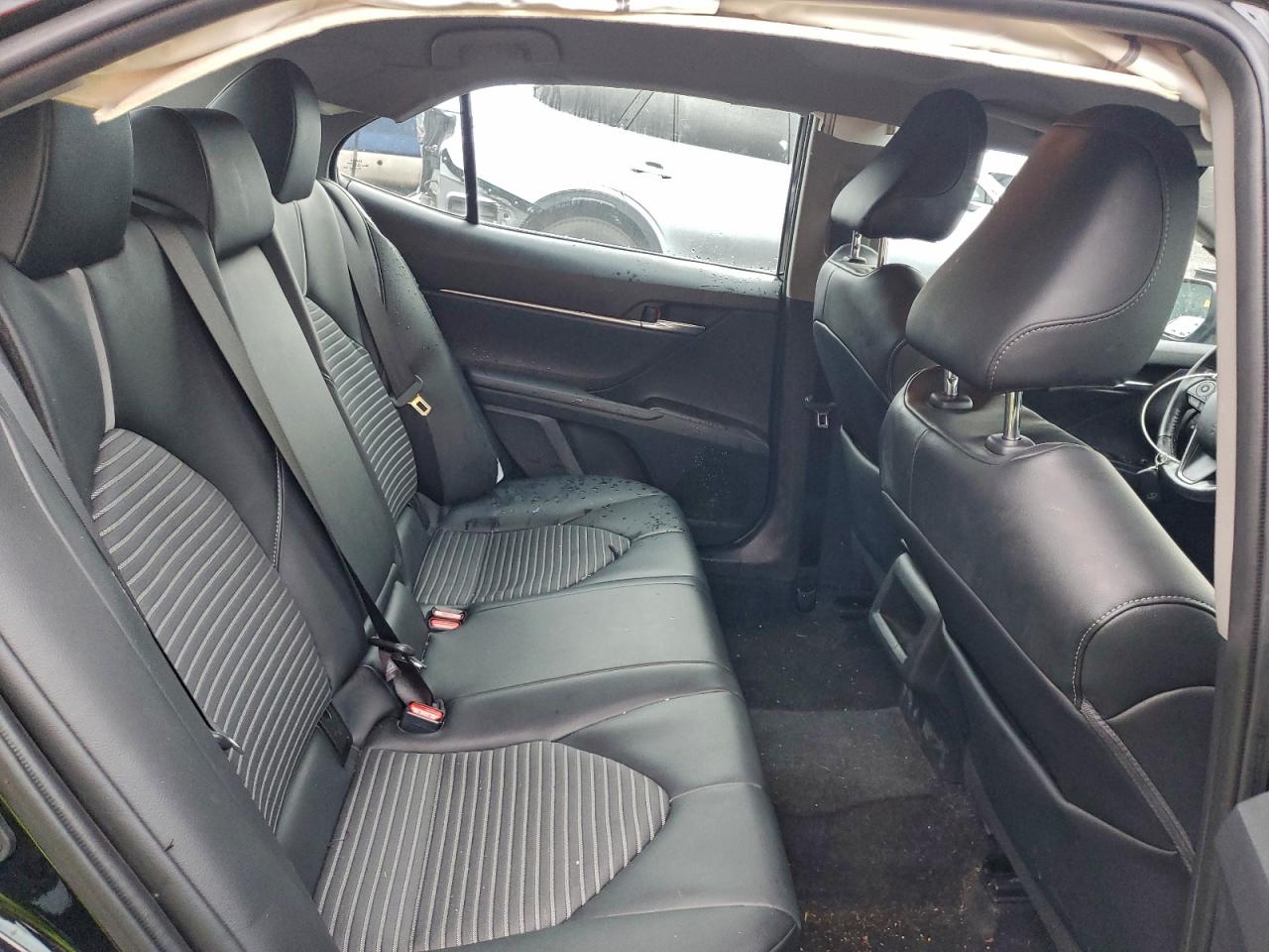 2021 TOYOTA CAMRY SE photo 10