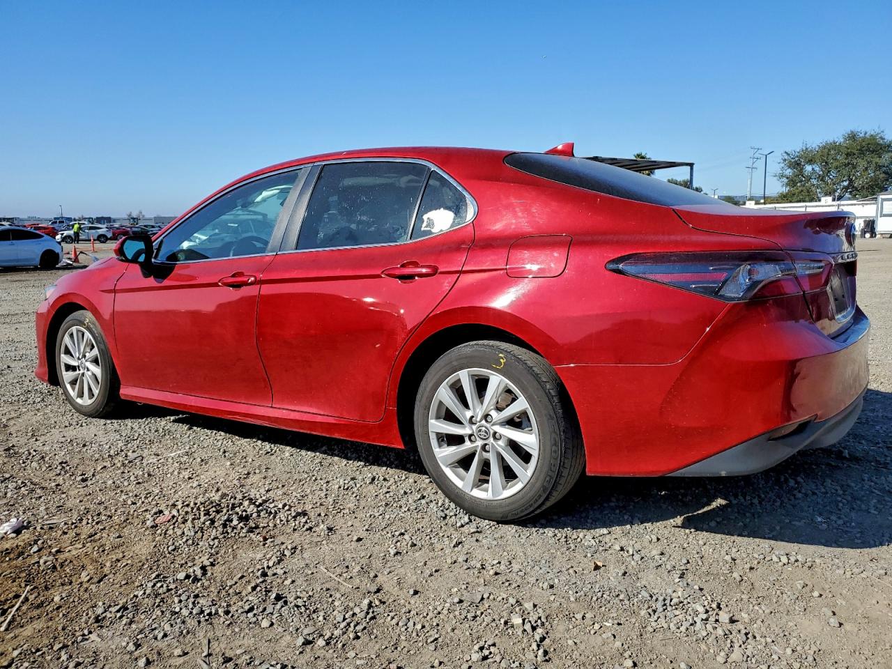 2023 TOYOTA CAMRY LE photo 2