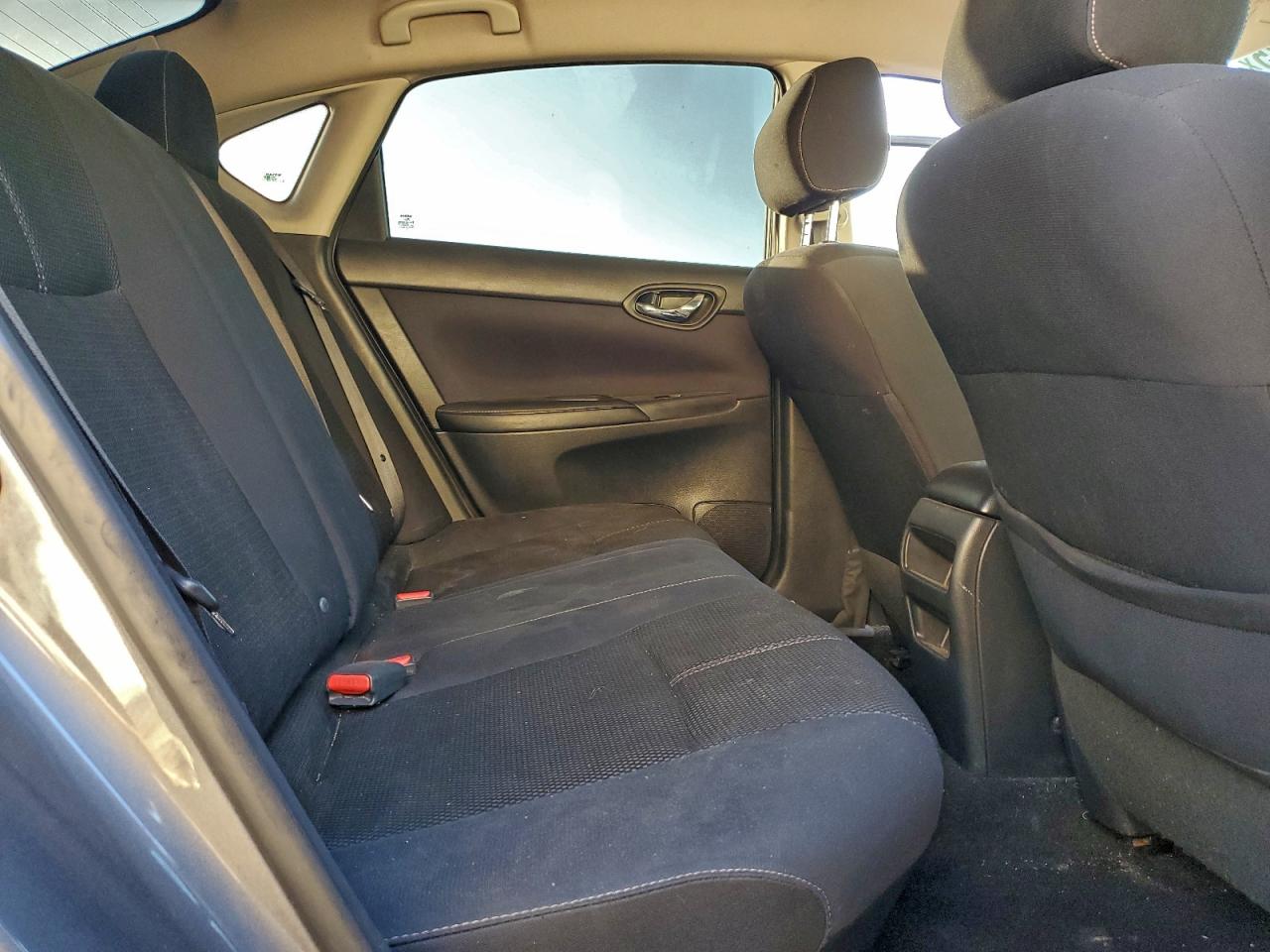 2016 NISSAN SENTRA S photo 10