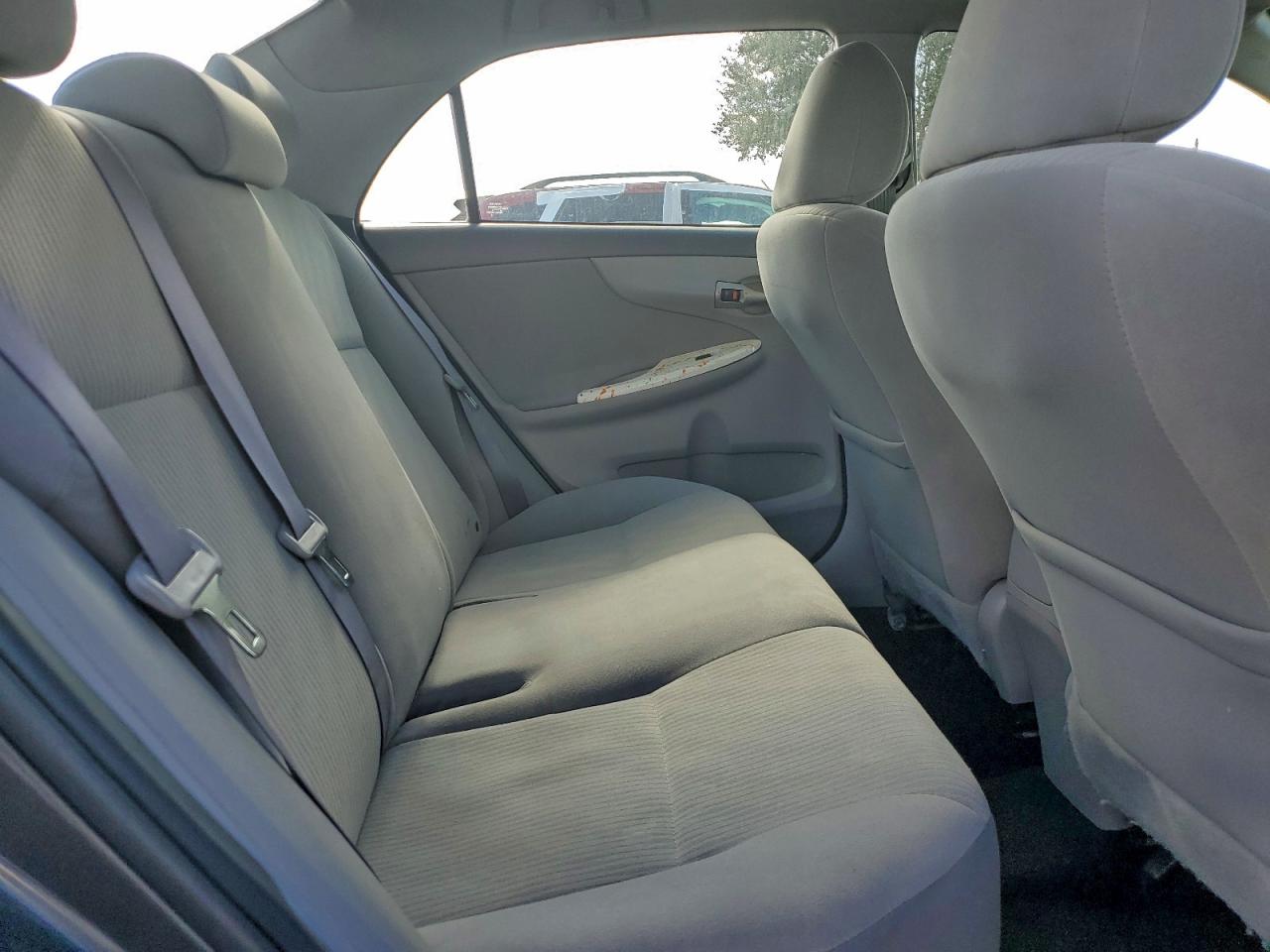 2010 TOYOTA COROLLA BASE photo 10