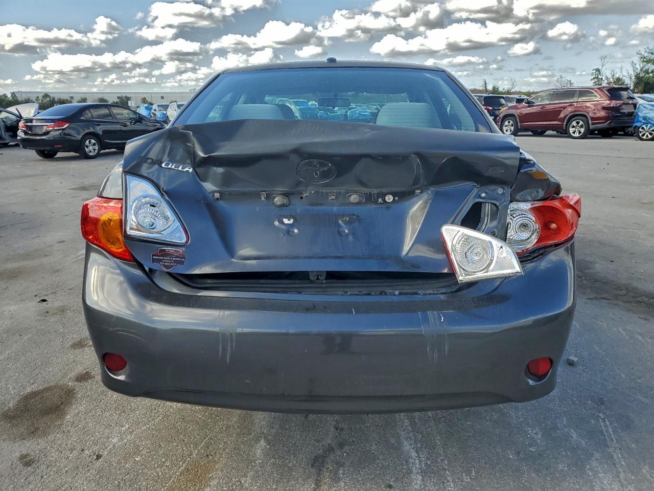 2010 TOYOTA COROLLA BASE photo 6