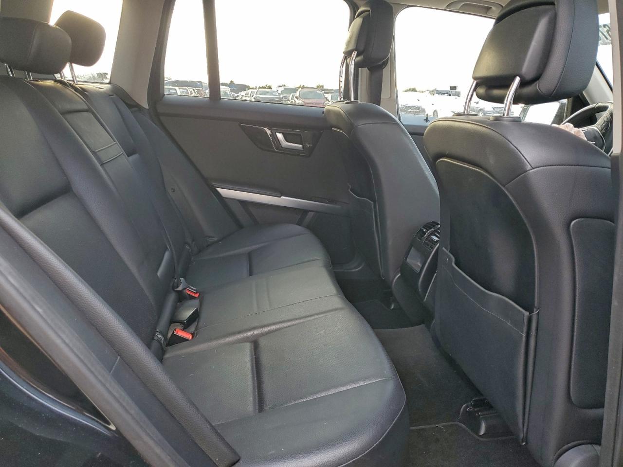 2015 MERCEDES-BENZ GLK 350 photo 10