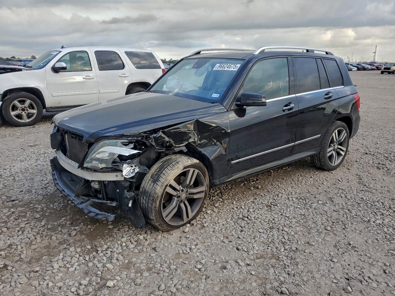 2015 MERCEDES-BENZ GLK