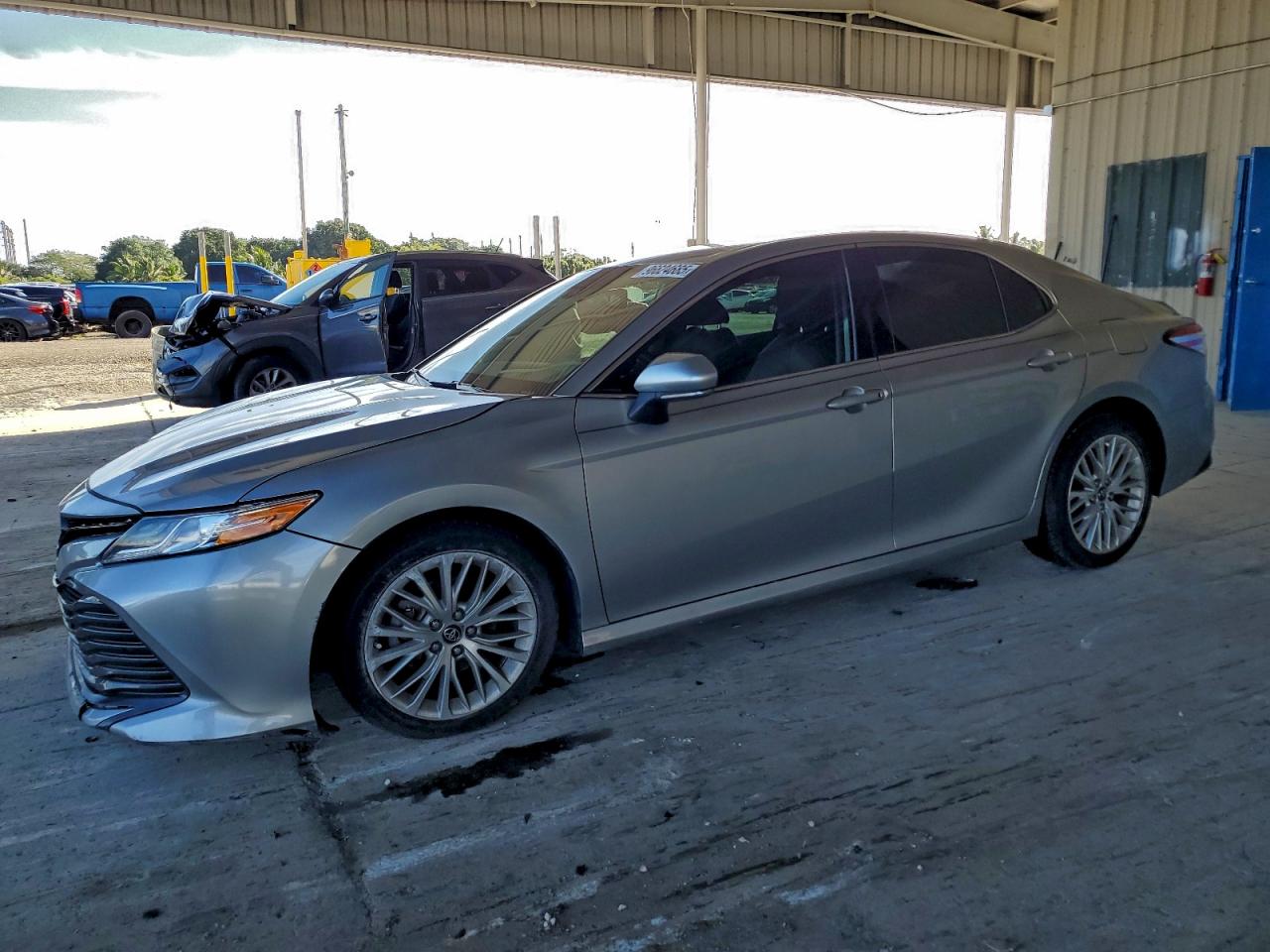 2019 TOYOTA CAMRY