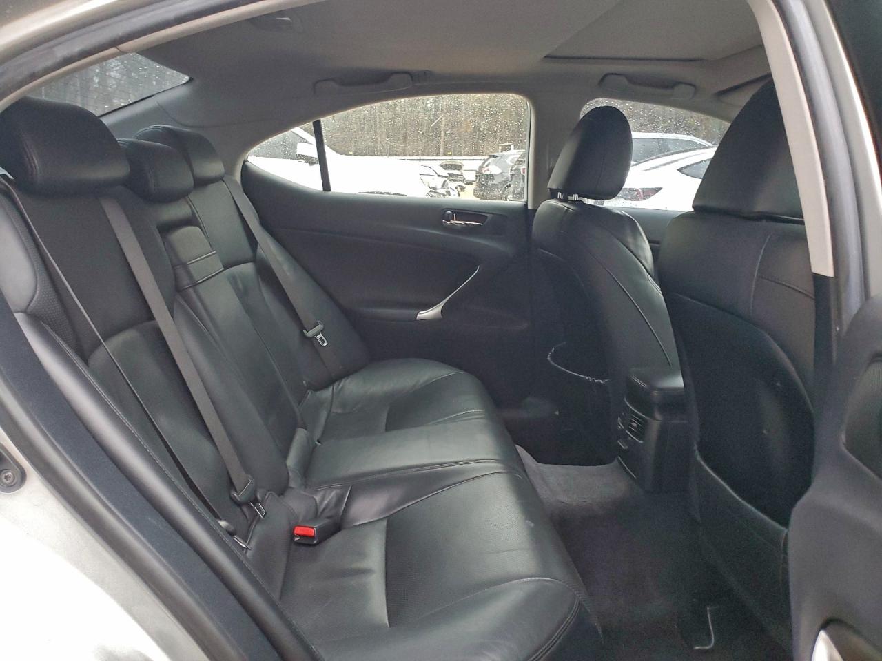 2008 LEXUS IS 250 photo 10