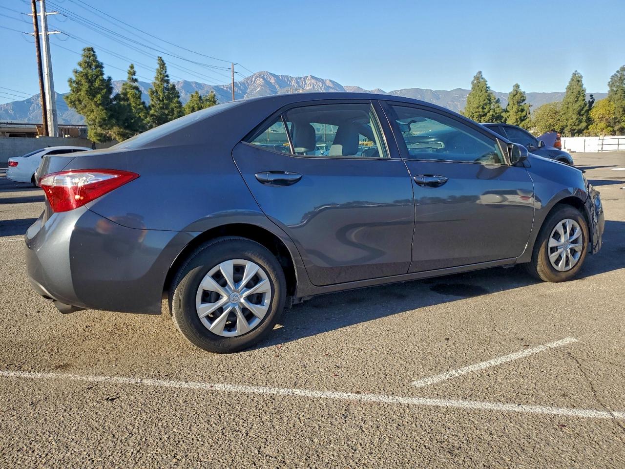 2016 TOYOTA COROLLA L photo 3