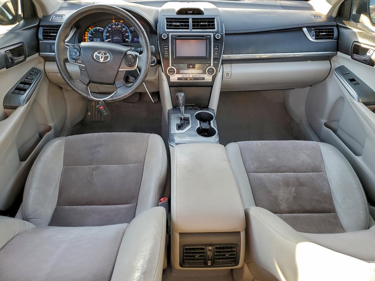 2012 TOYOTA CAMRY HYBRID photo 8