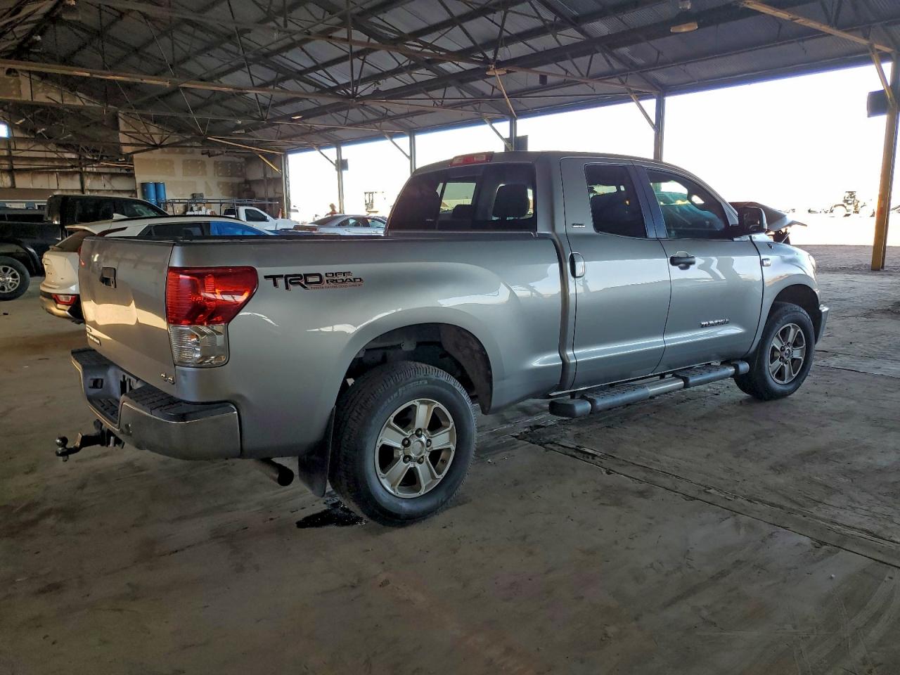 2010 TOYOTA TUNDRA DOUBLE CAB SR5 photo 3