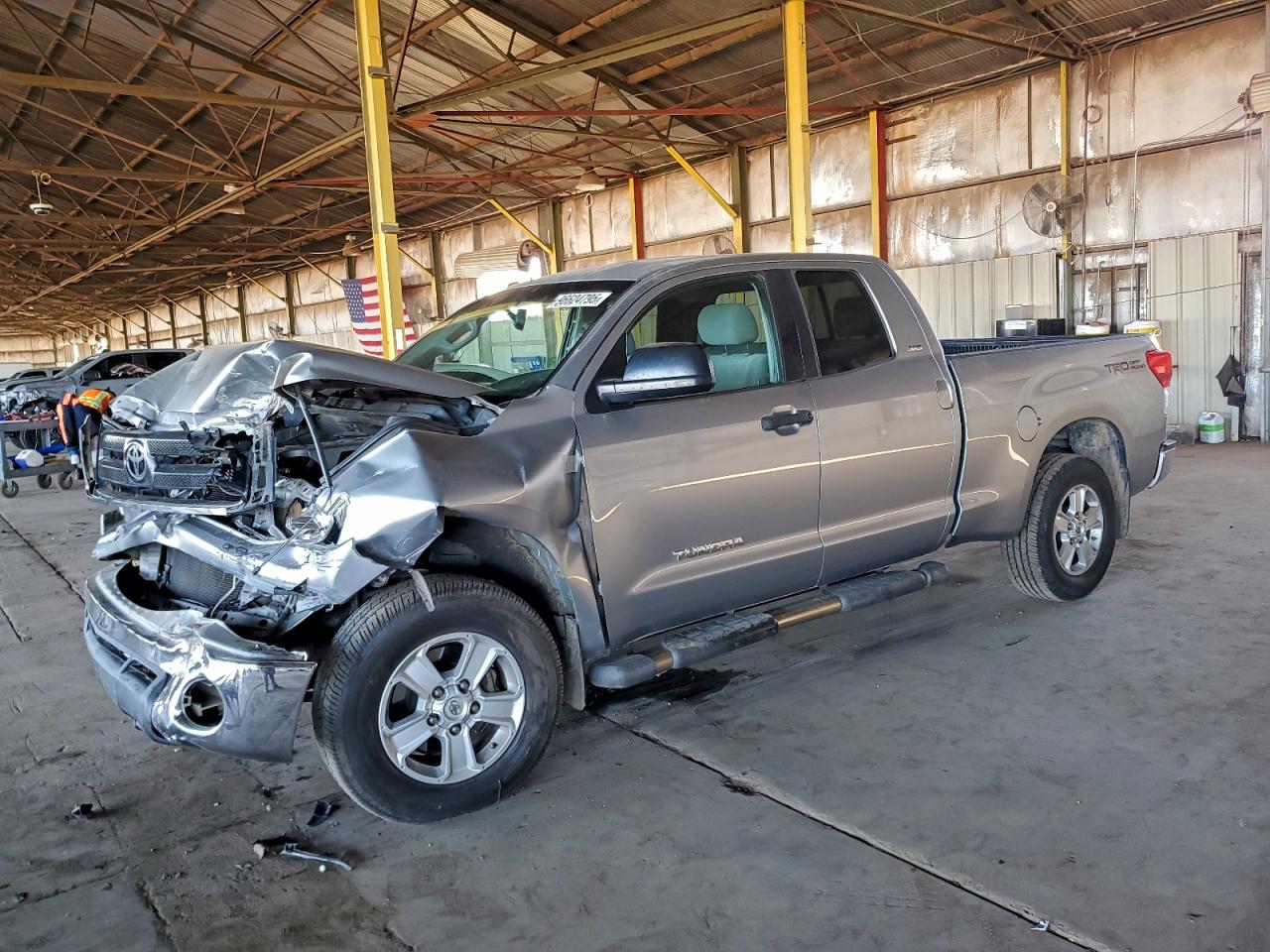 2010 TOYOTA TUNDRA