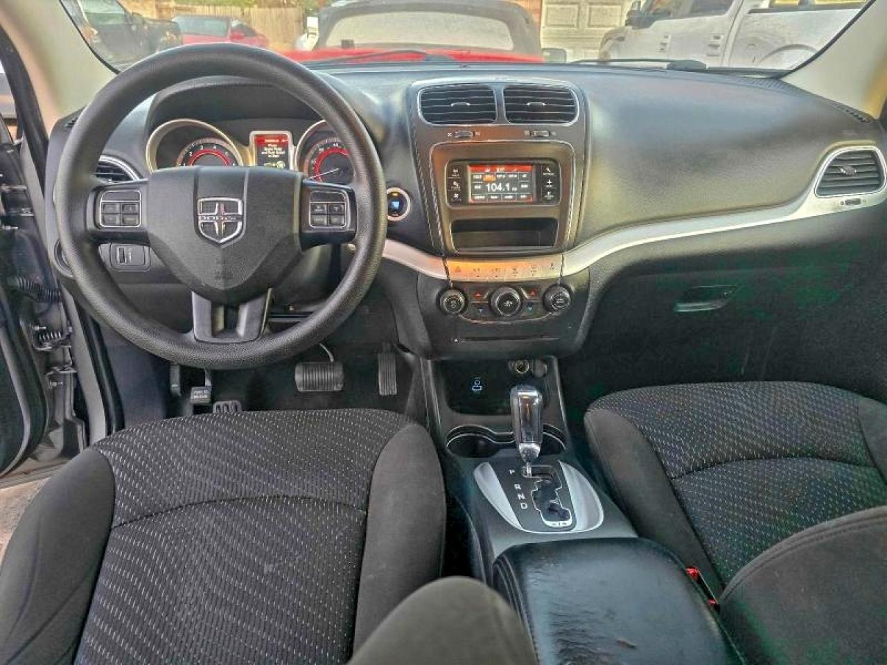 2017 DODGE JOURNEY SE photo 9