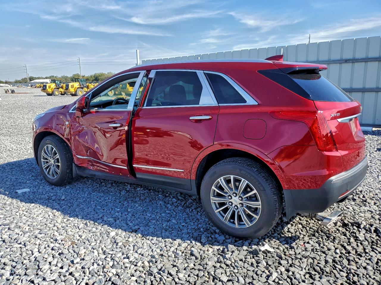 2019 CADILLAC XT5 LUXURY photo 2
