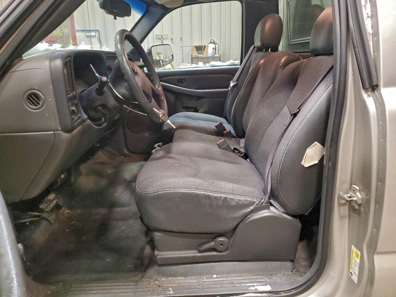 2006 CHEVROLET SILVERADO C1500 photo 7