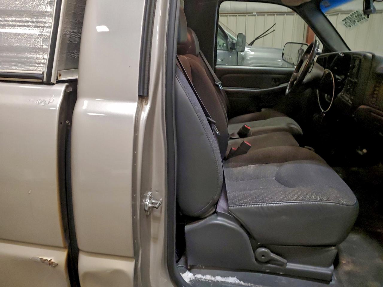 2006 CHEVROLET SILVERADO C1500 photo 10
