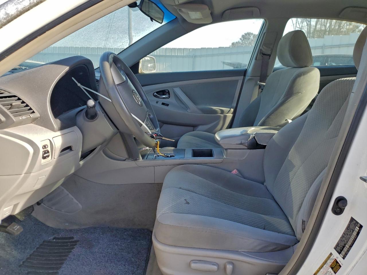 2009 TOYOTA CAMRY BASE photo 7