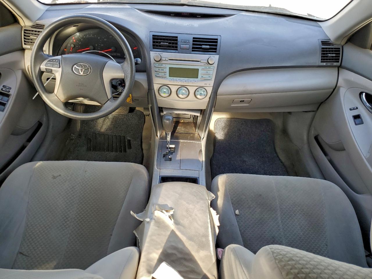 2009 TOYOTA CAMRY BASE photo 8