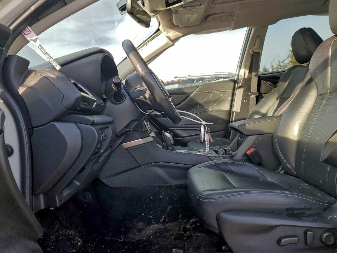 2020 SUBARU FORESTER photo 7