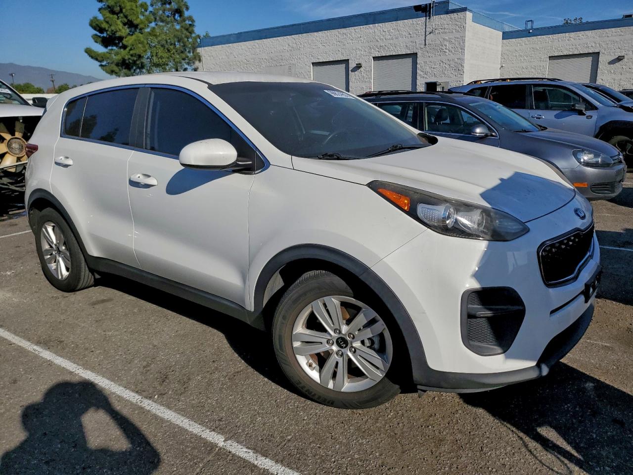 2017 KIA SPORTAGE LX photo 4