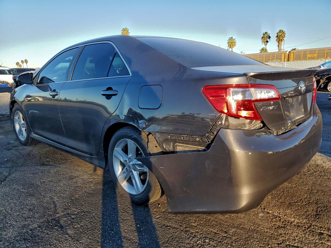 2014 TOYOTA CAMRY L photo 2