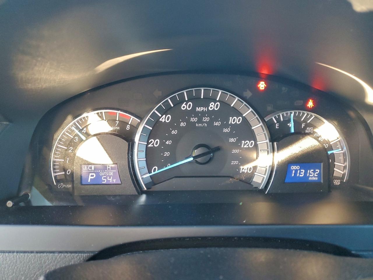2014 TOYOTA CAMRY L photo 9