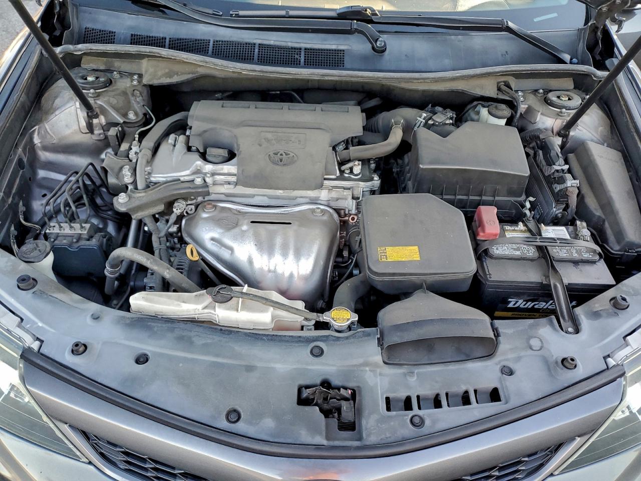 2014 TOYOTA CAMRY L photo 11
