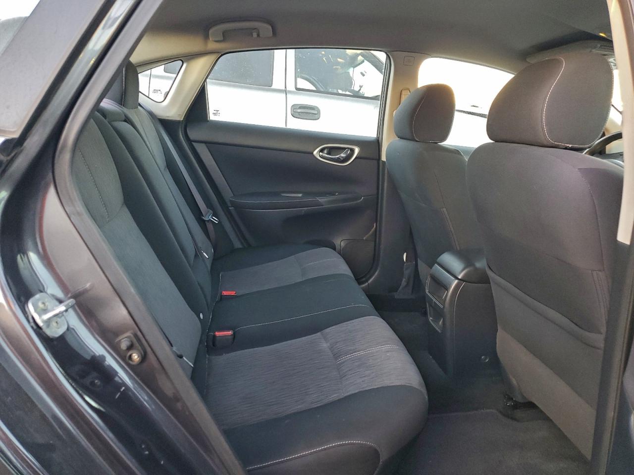 2014 NISSAN SENTRA S photo 10