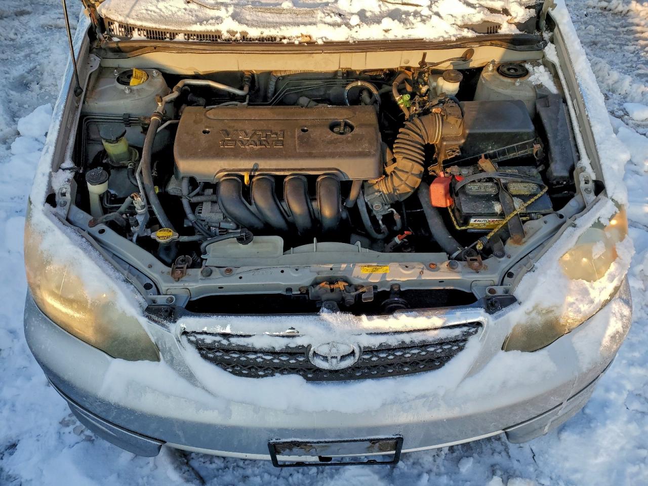 2005 TOYOTA COROLLA CE photo 11