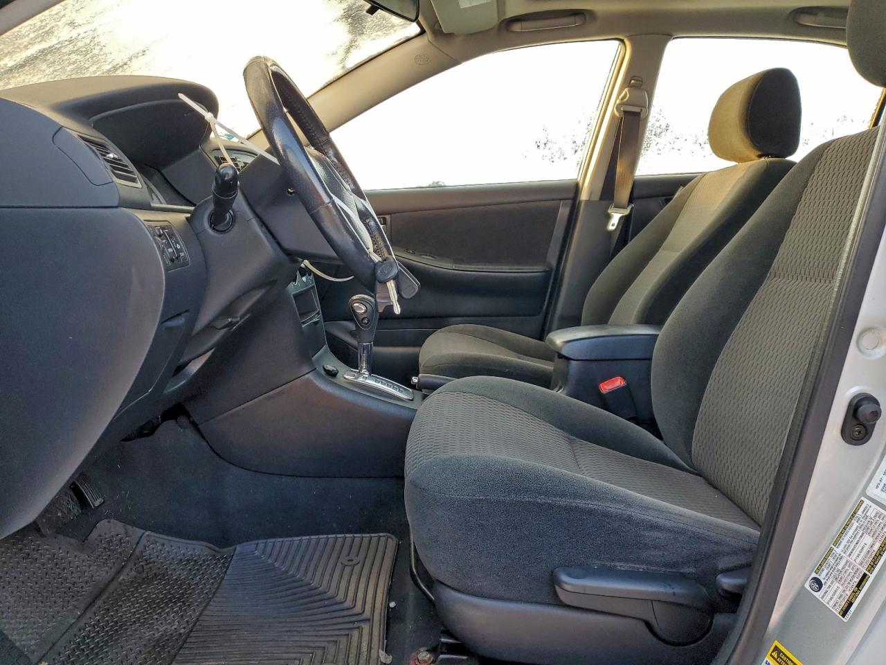 2005 TOYOTA COROLLA CE photo 7