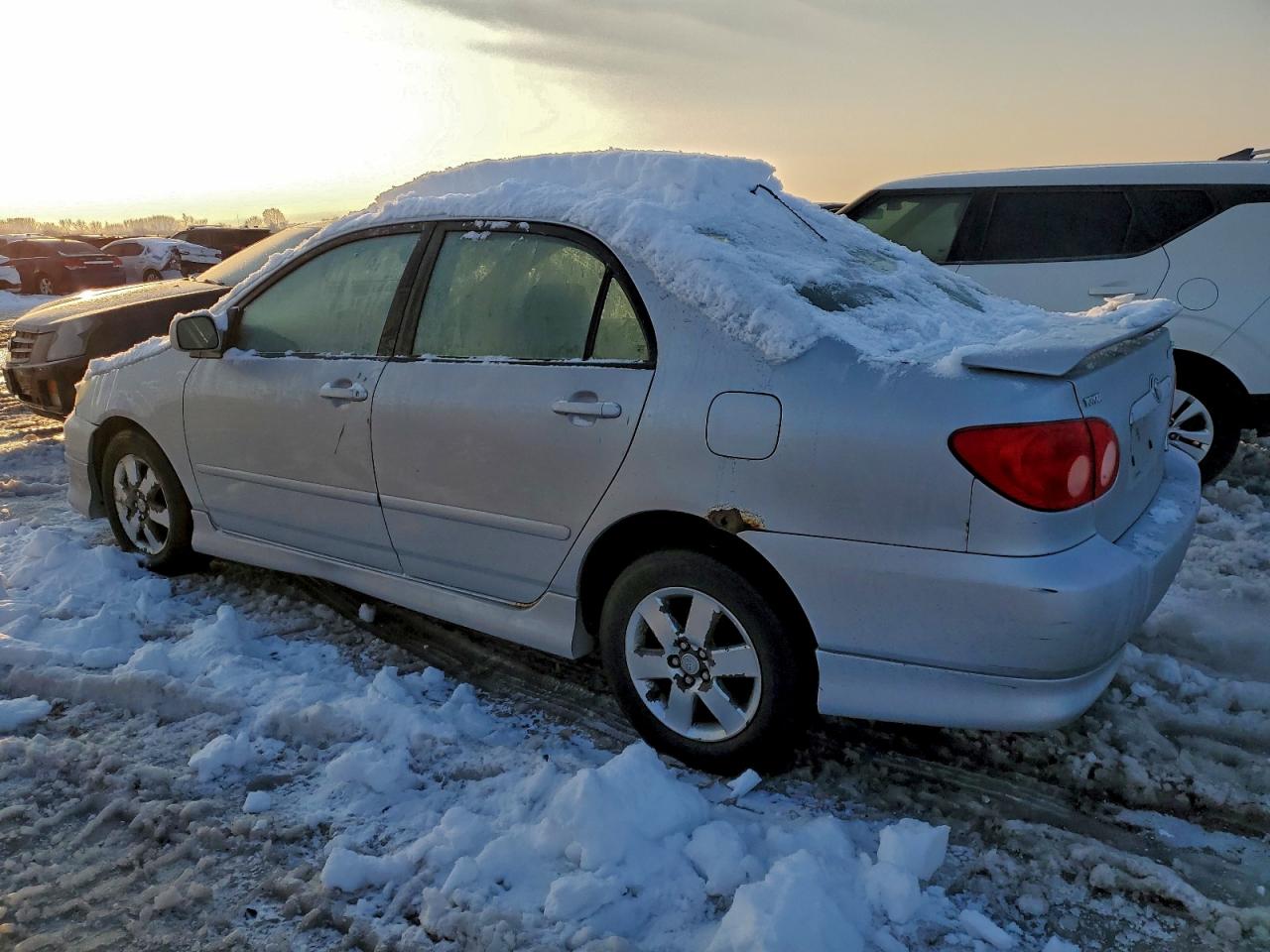 2005 TOYOTA COROLLA CE photo 2