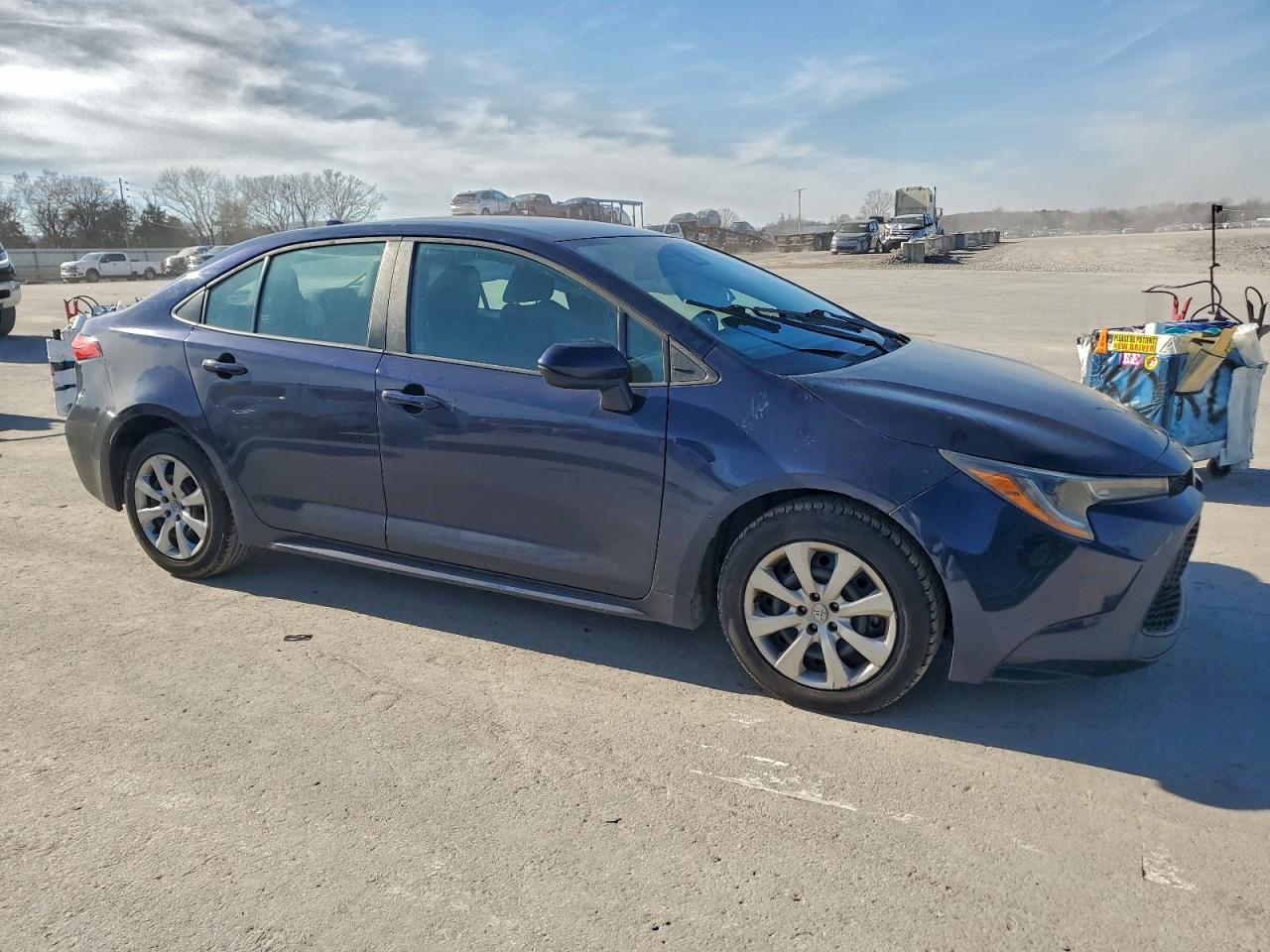 2021 TOYOTA COROLLA LE photo 4