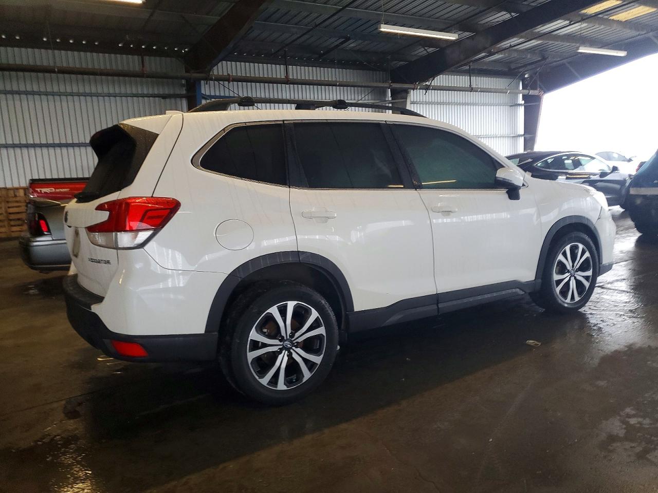 2019 SUBARU FORESTER LIMITED photo 5