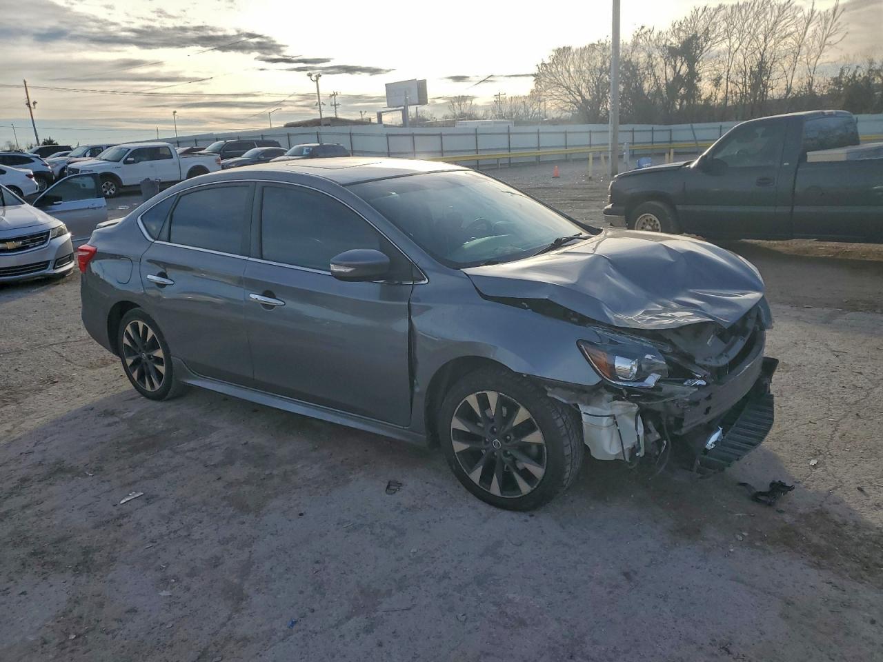 2019 NISSAN SENTRA SR TURBO photo 4
