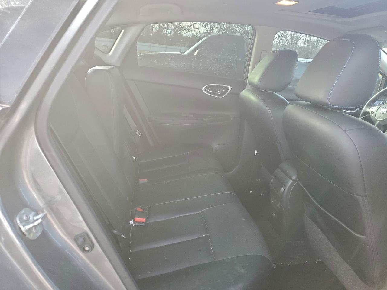 2019 NISSAN SENTRA SR TURBO photo 10