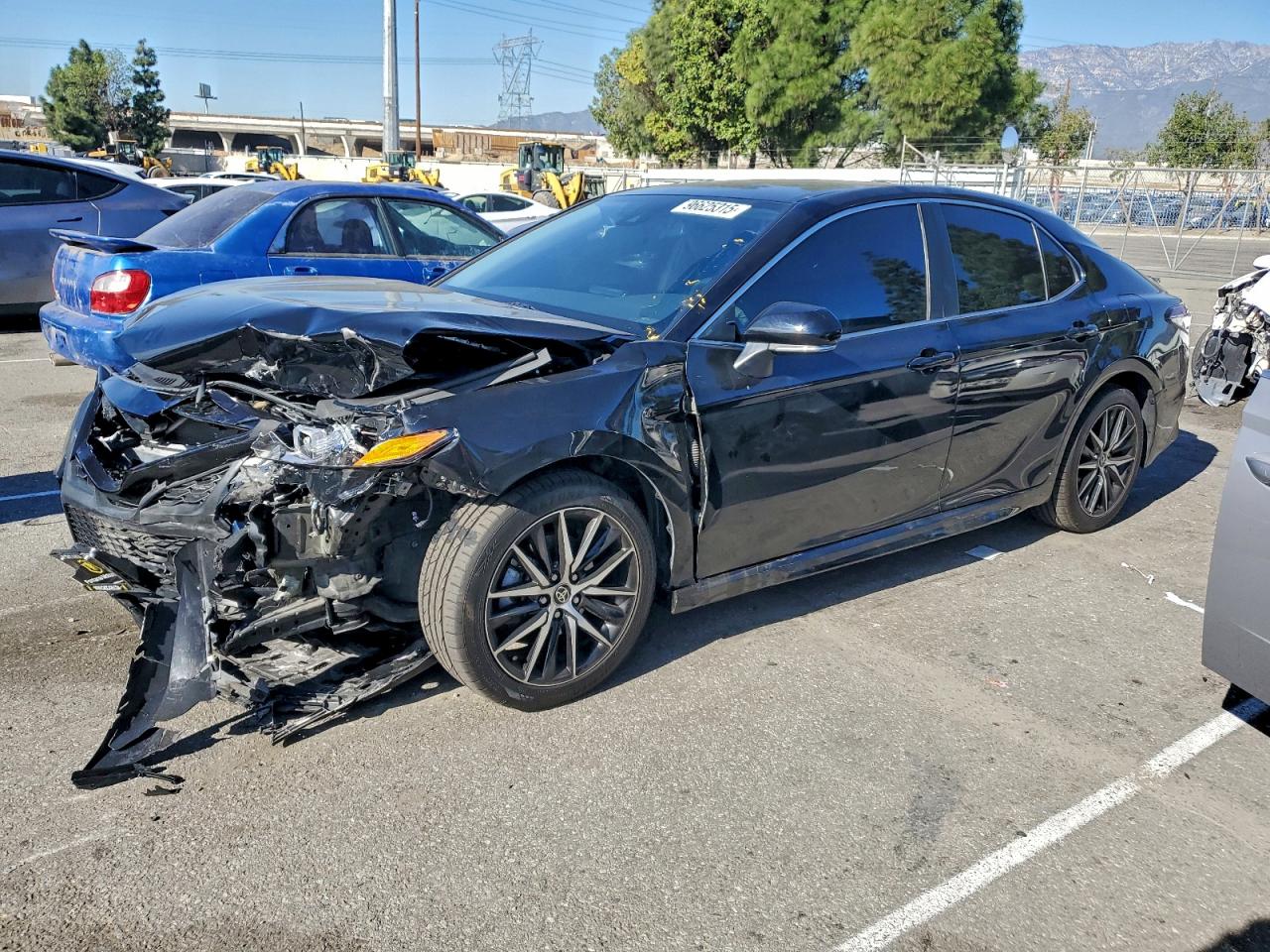 2024 TOYOTA CAMRY