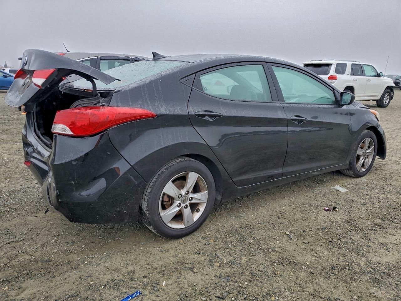 2013 HYUNDAI ELANTRA GLS photo 3