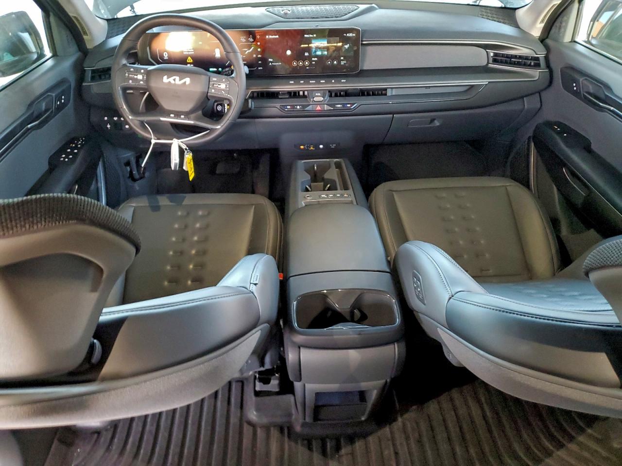 2024 KIA EV9 WIND photo 8