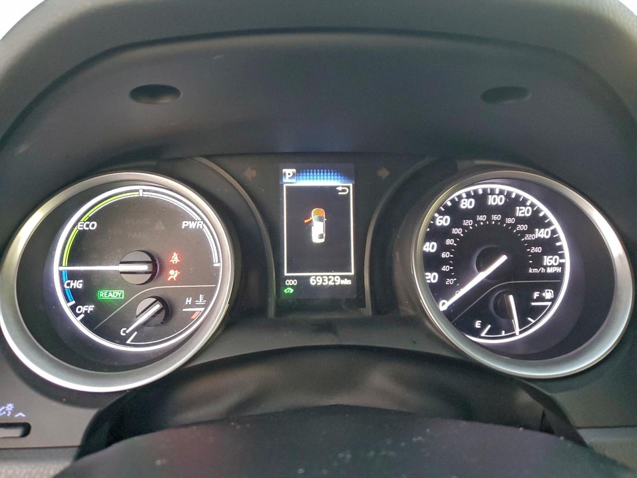 2022 TOYOTA CAMRY LE photo 9
