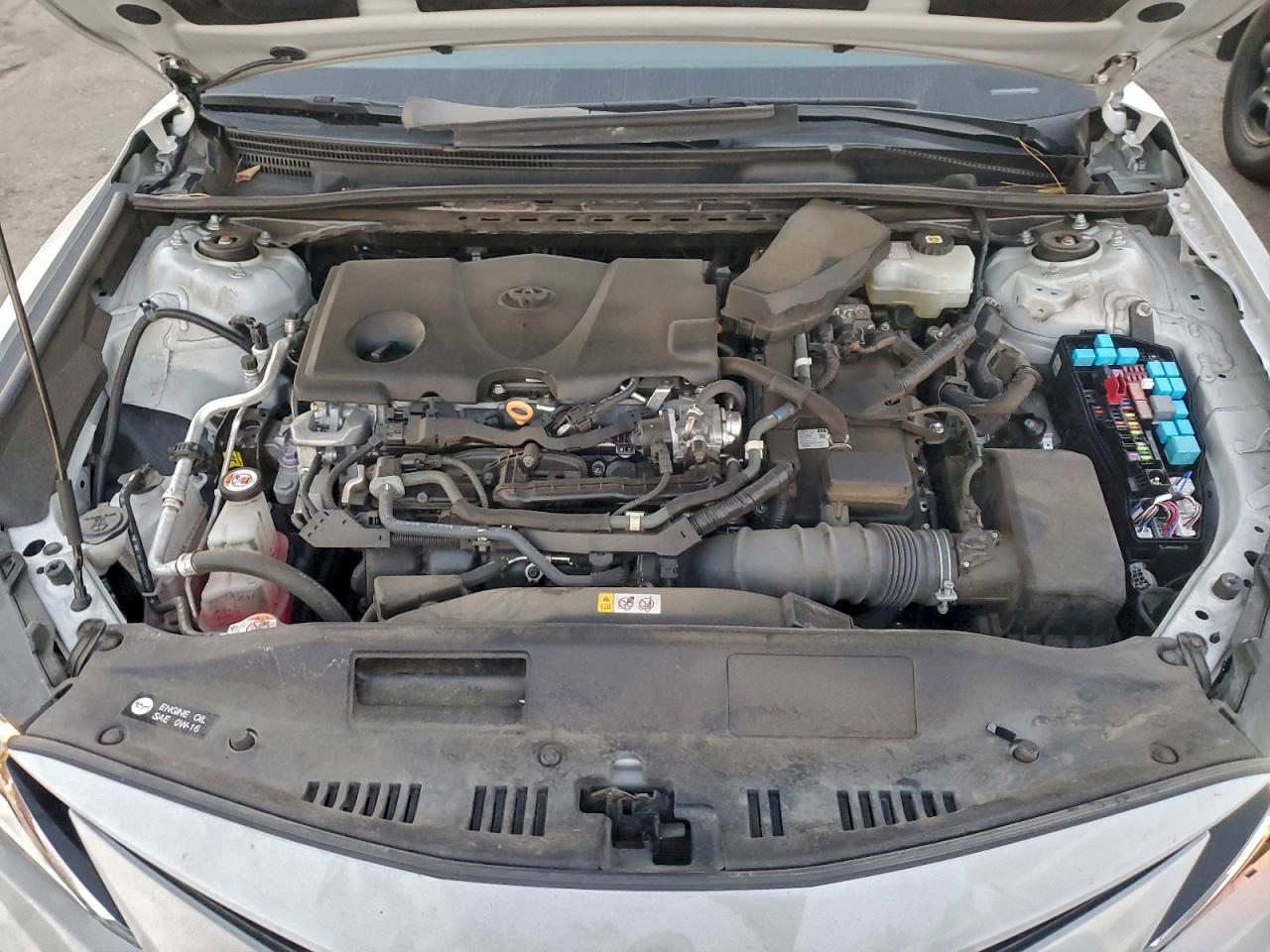 2022 TOYOTA CAMRY LE photo 11