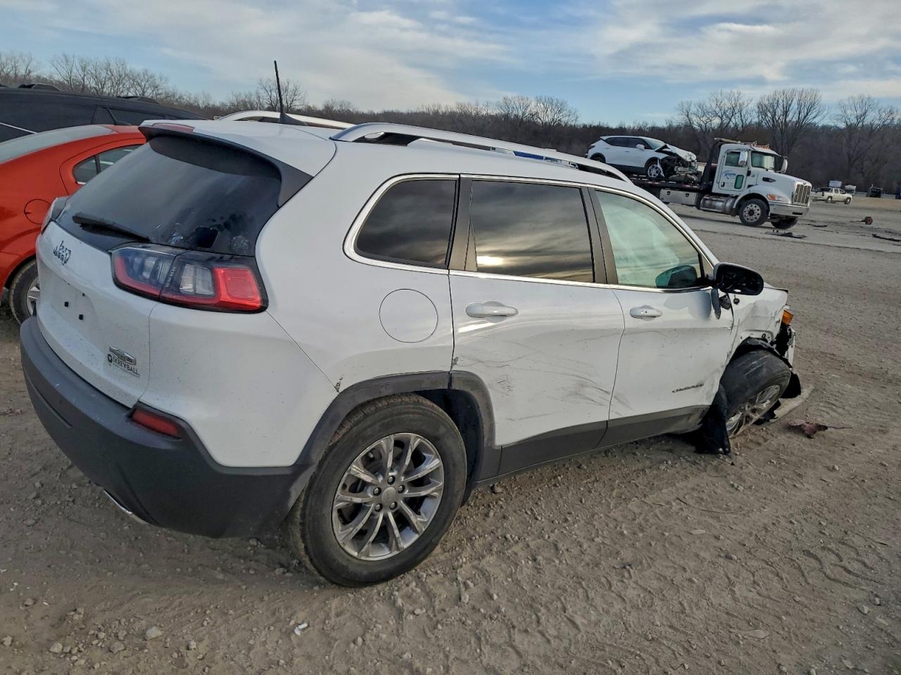 2021 JEEP CHEROKEE LATITUDE LUX photo 3