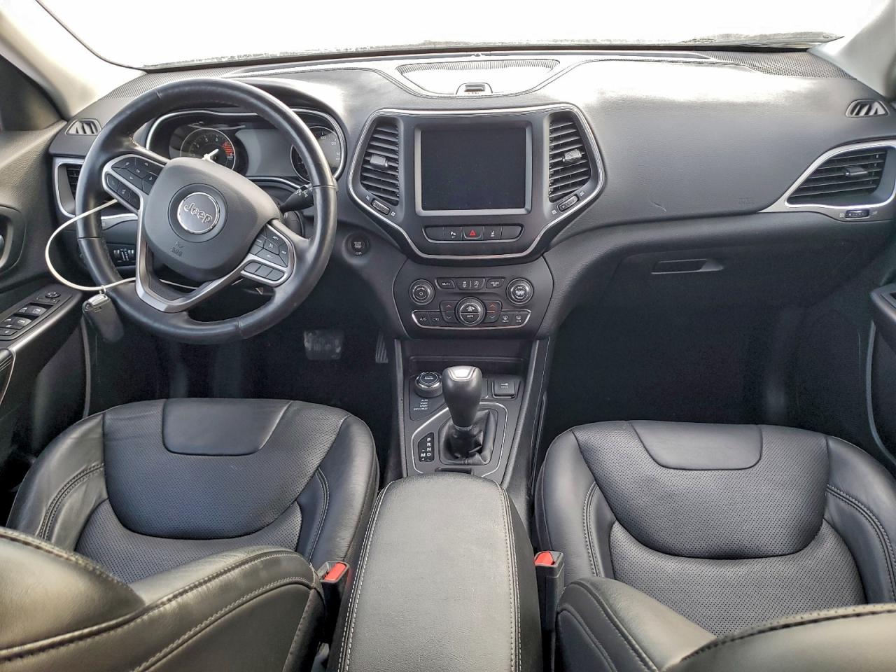 2021 JEEP CHEROKEE LATITUDE LUX photo 8