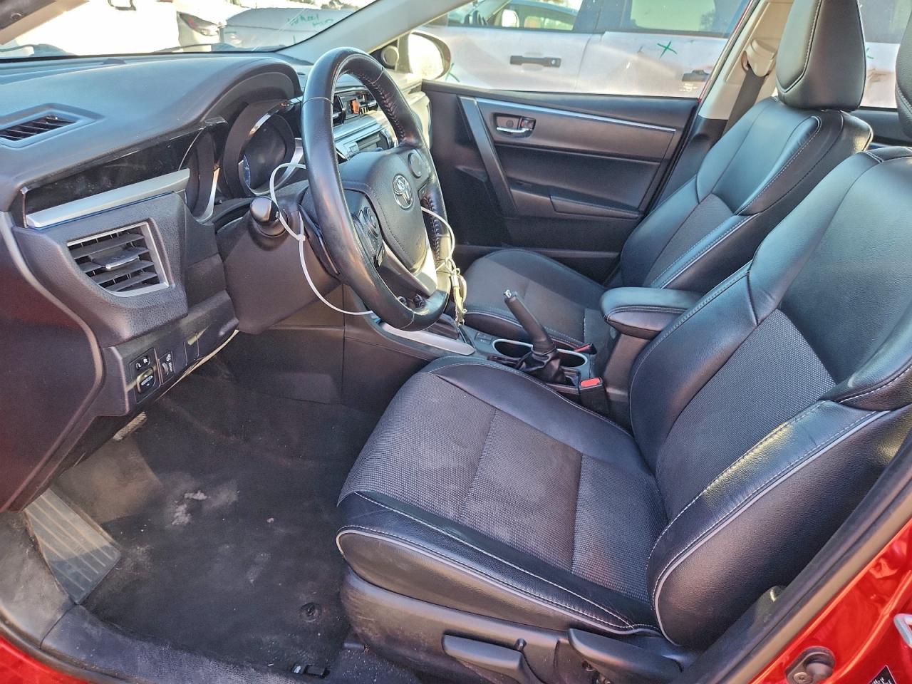 2016 TOYOTA COROLLA L photo 7