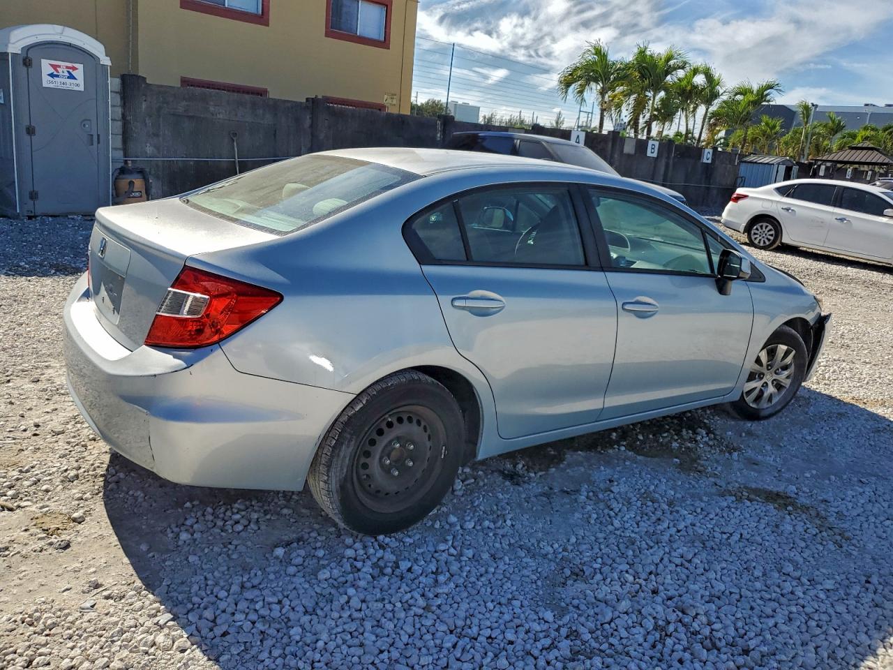 2012 HONDA CIVIC LX photo 3