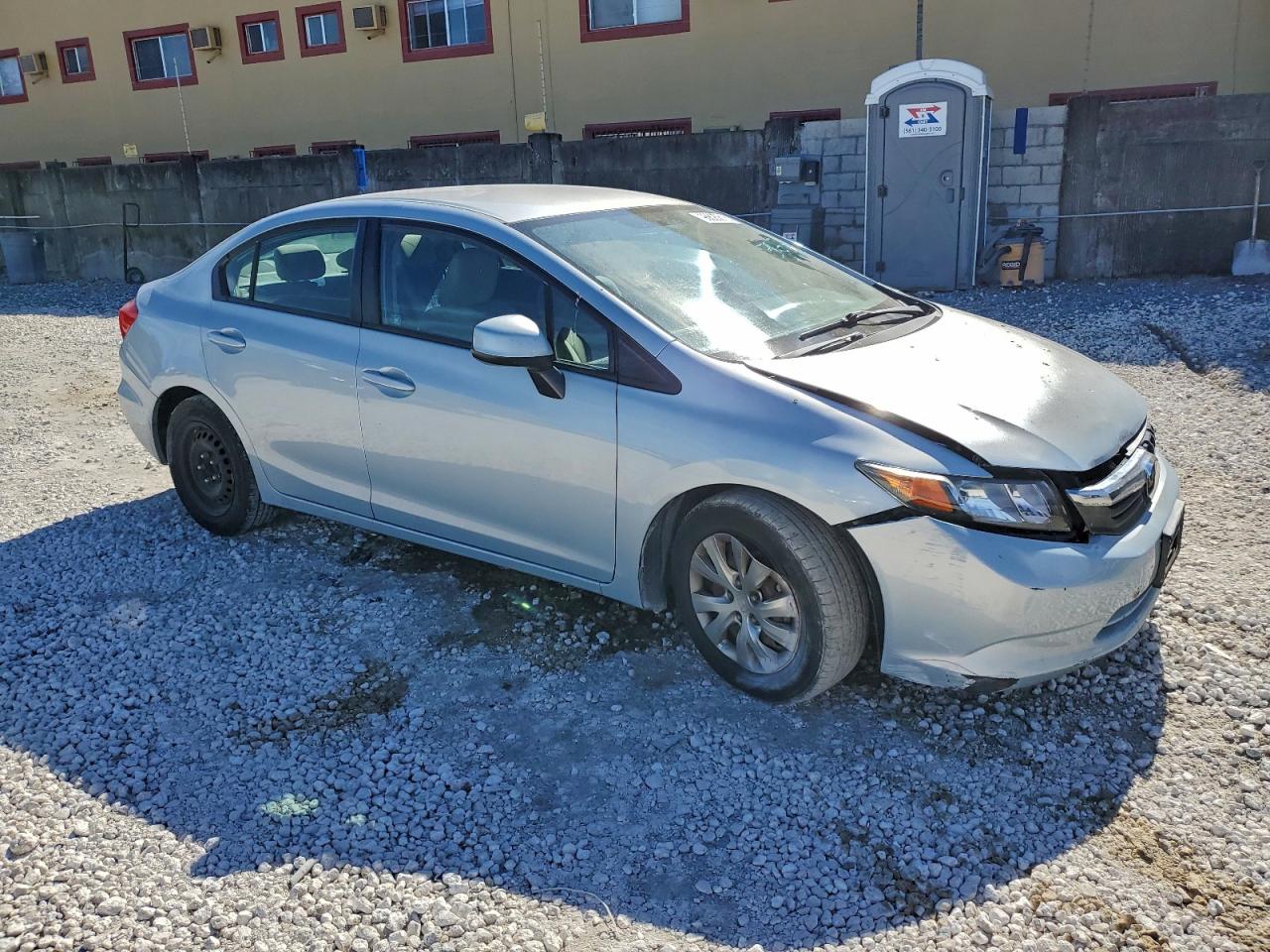 2012 HONDA CIVIC LX photo 4