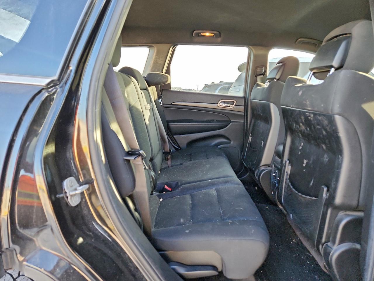 2014 JEEP GRAND CHEROKEE LAREDO photo 11