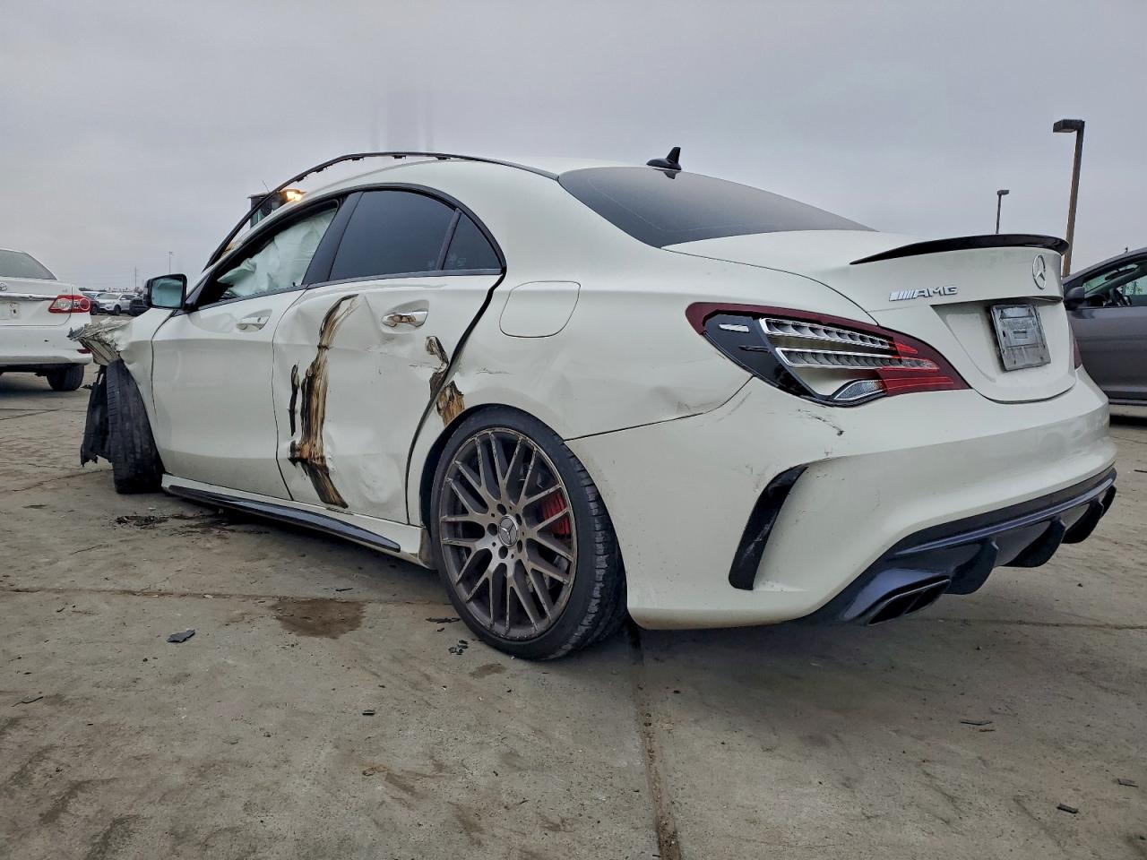 2018 MERCEDES-BENZ CLA 45 AMG photo 2