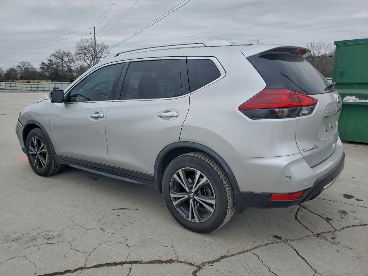 2020 NISSAN ROGUE S photo 3