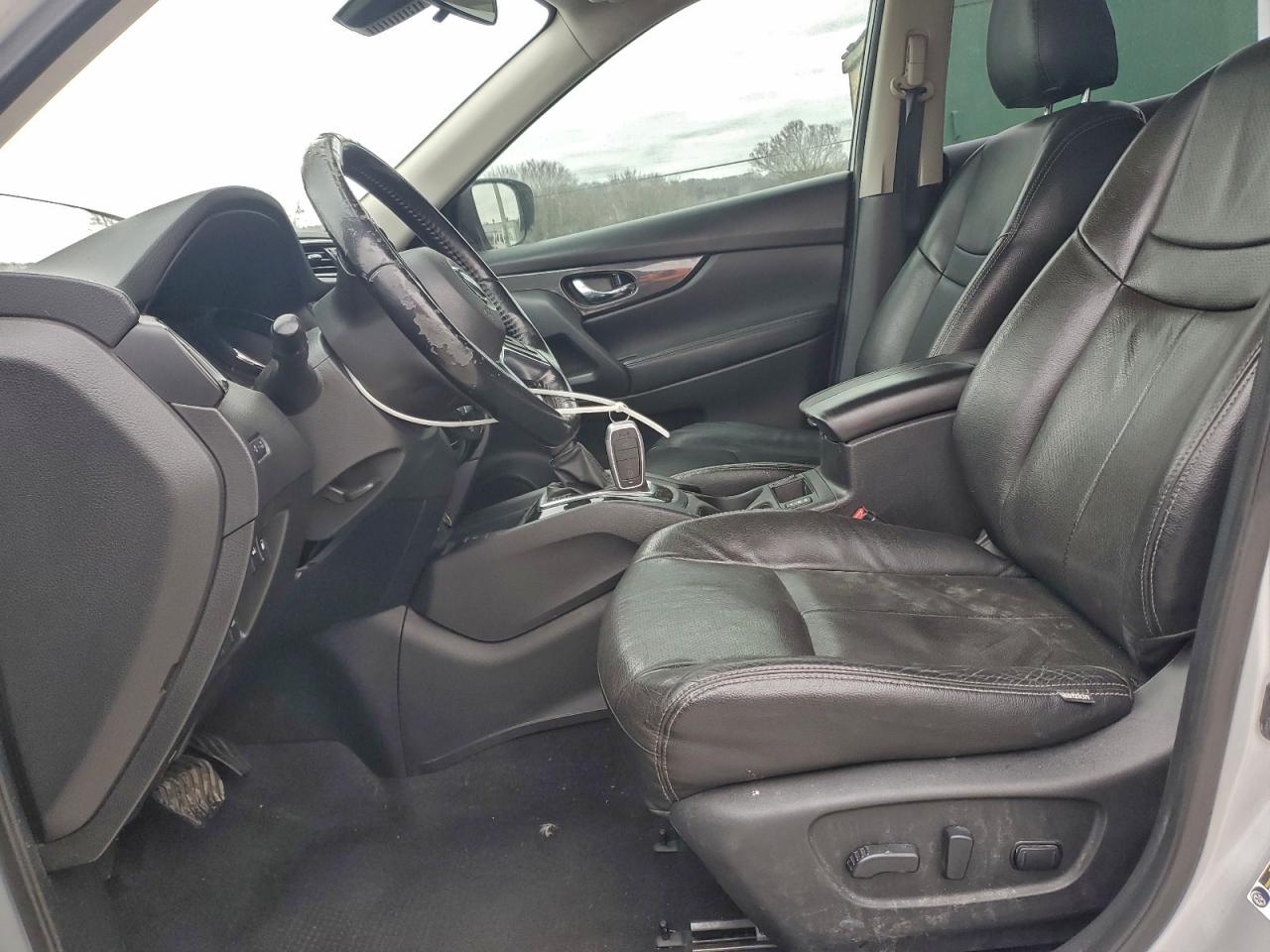 2020 NISSAN ROGUE S photo 13