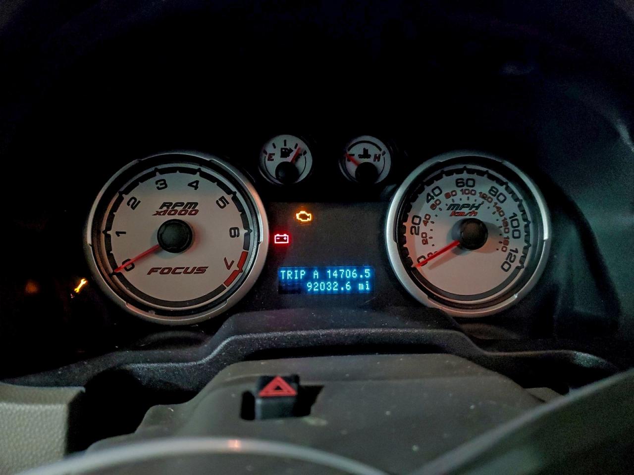 2009 FORD FOCUS SE photo 9
