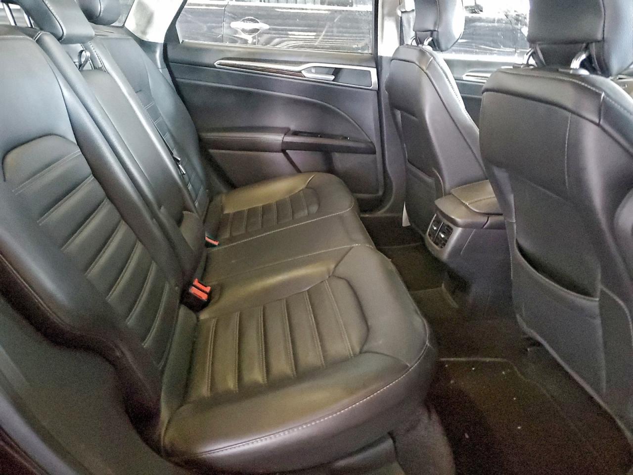 2014 FORD FUSION SE photo 10