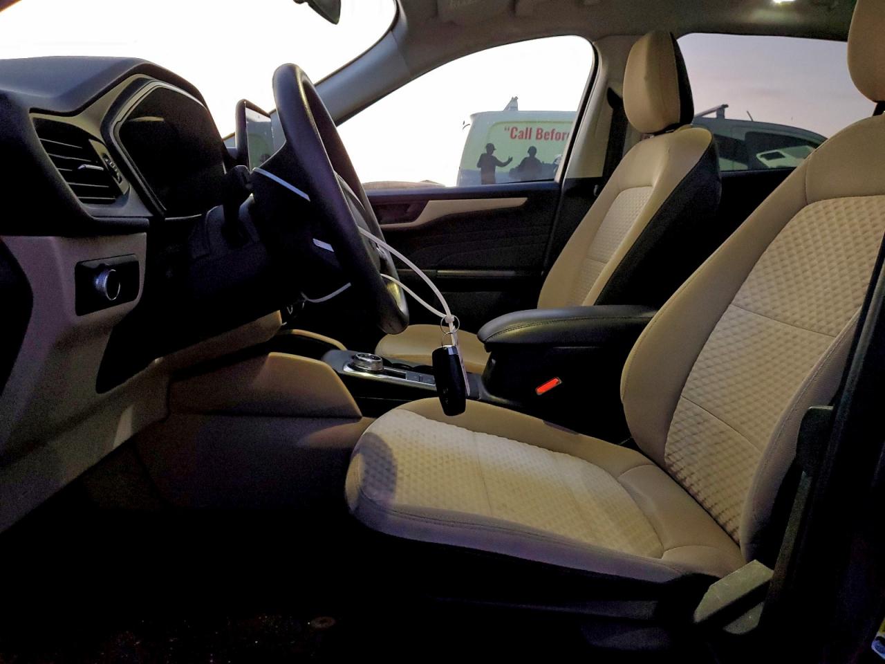 2022 FORD ESCAPE SE photo 7
