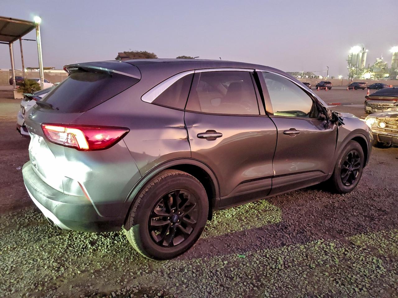 2022 FORD ESCAPE SE photo 3